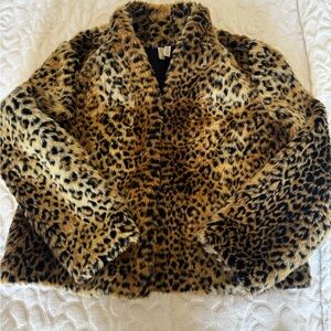 Leopard Print Faux Fur Jacket Medium Petite 🐆🔥